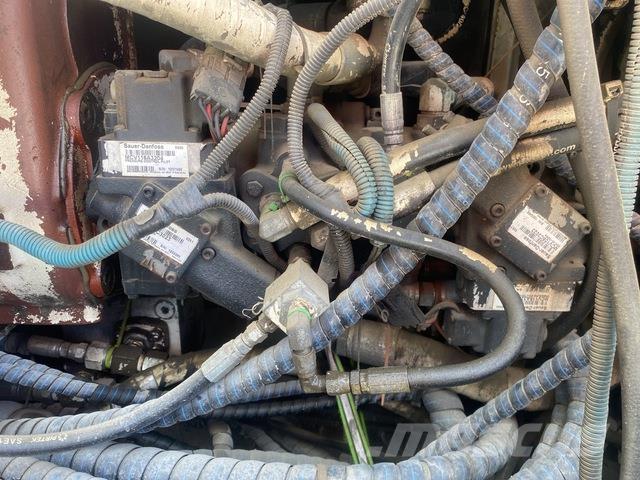 CMI MTP-4004B Strassenfertiger