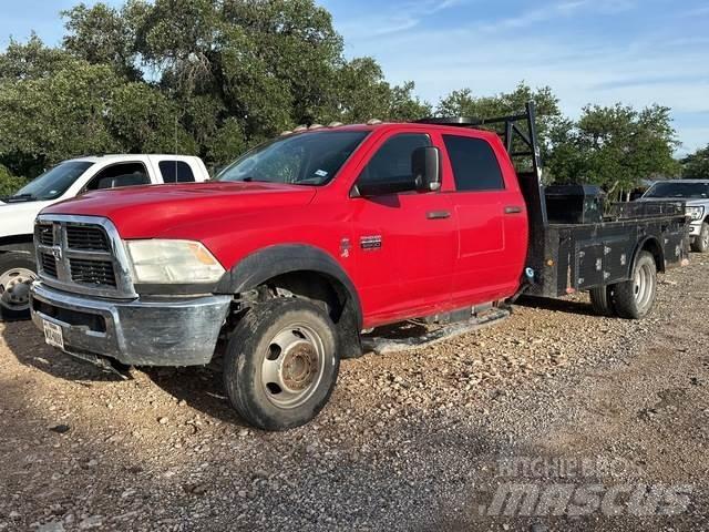 Dodge Ram 5500 Pritschenwagen/Pritschenwagen mit Seitenklappe