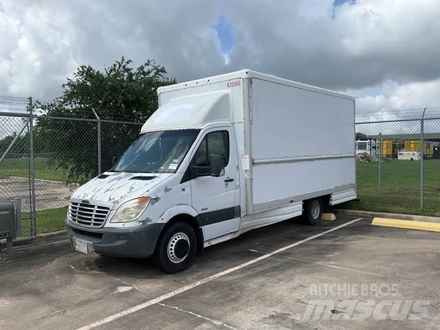 Dodge Sprinter Lieferwagen