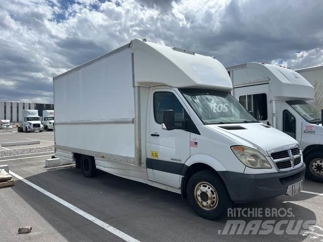 Dodge Sprinter Lieferwagen