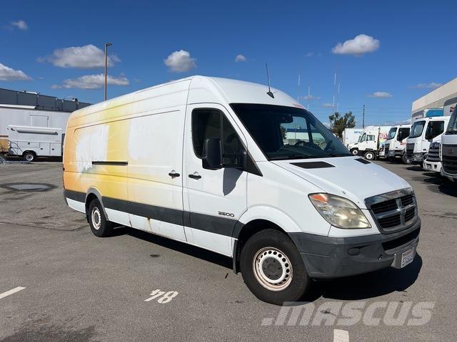 Dodge Sprinter Lieferwagen
