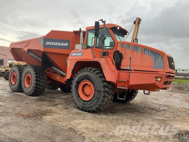 Doosan DA40 Dumper - Knickgelenk