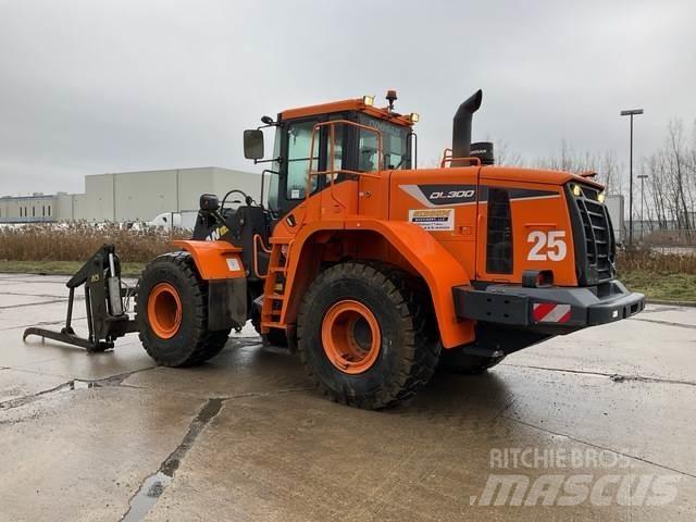 Doosan DL300-5 Radlader