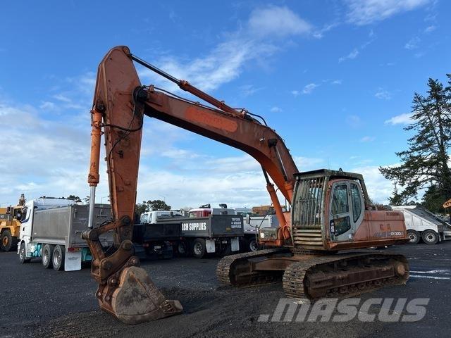 Doosan DX300LC Raupenbagger
