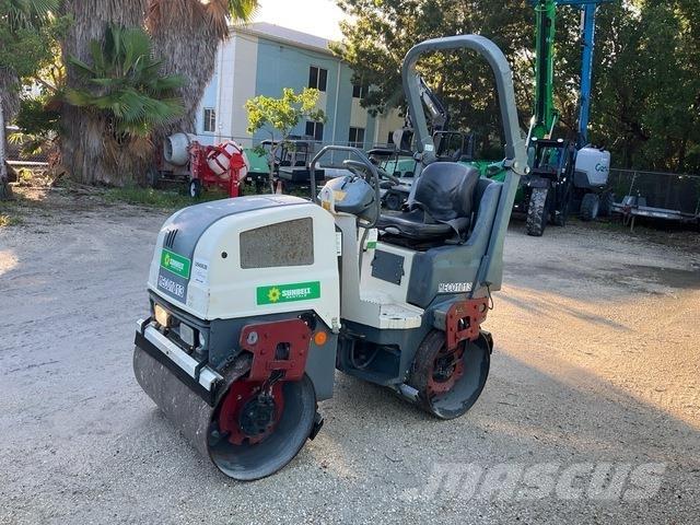 Dynapac CC1000 Tandemwalzen