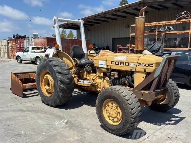 Ford 260C Traktoren