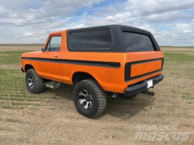 Ford Bronco PKWs