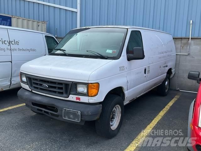 Ford E 350 Lieferwagen