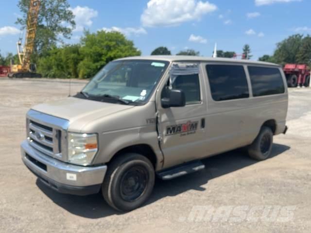 Ford E-350 PKWs