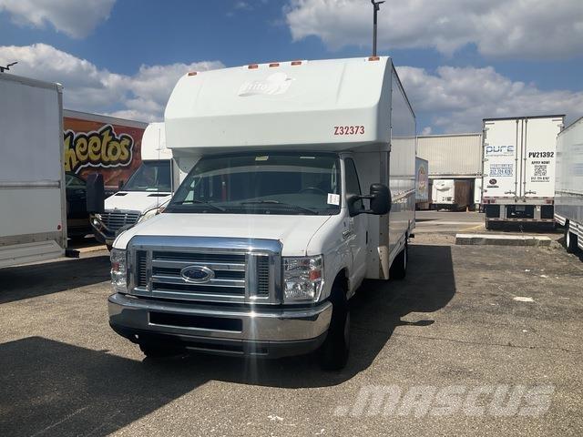 Ford E-350 Lieferwagen