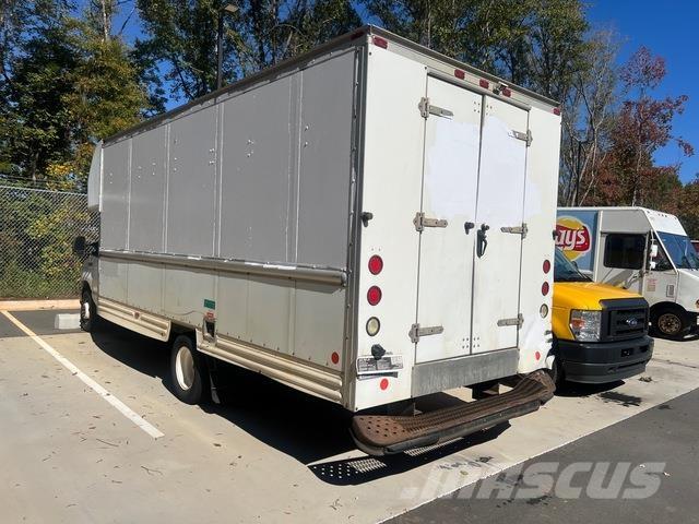 Ford E-350 Lieferwagen