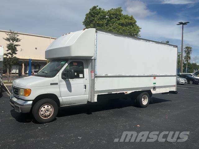 Ford E350 Kastenaufbau