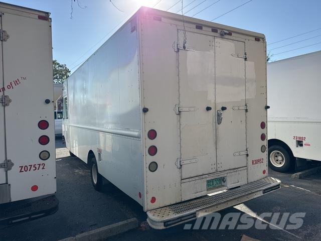 Ford Econoline Kastenwagen