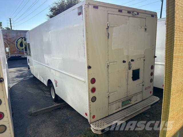 Ford Econoline Kastenwagen