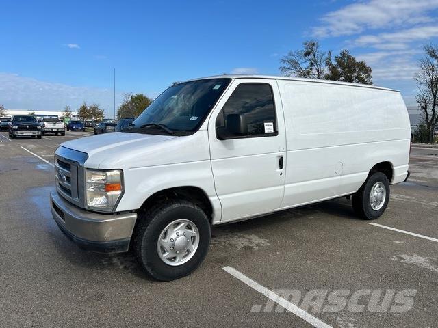 Ford Econoline Lieferwagen
