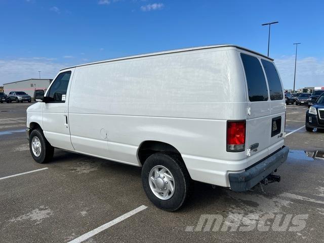 Ford Econoline Lieferwagen