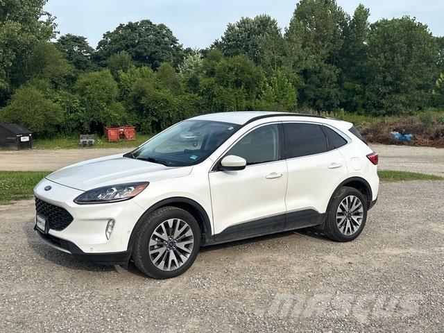 Ford Escape PKWs
