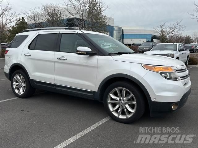 Ford Explorer PKWs