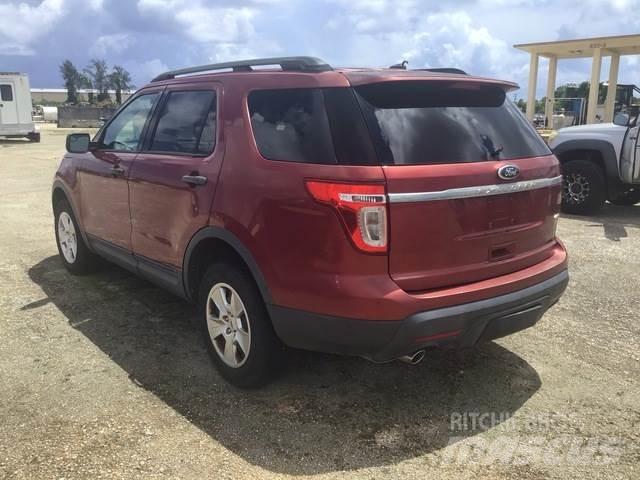 Ford Explorer PKWs