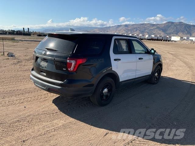 Ford Explorer PKWs
