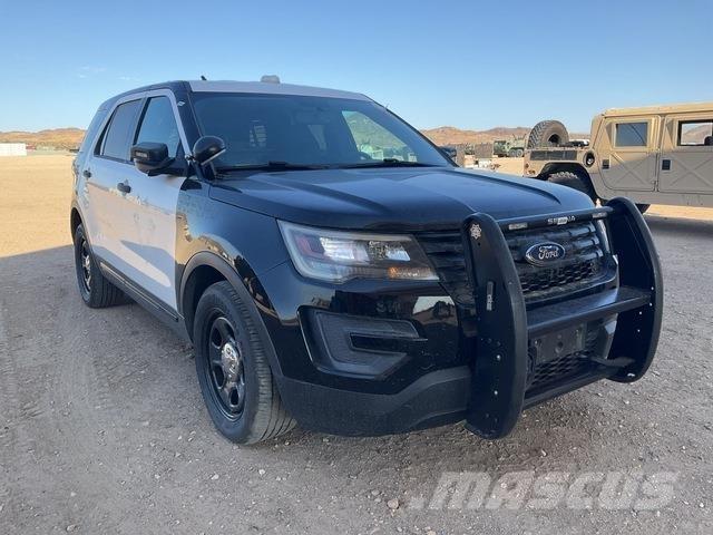 Ford Explorer PKWs