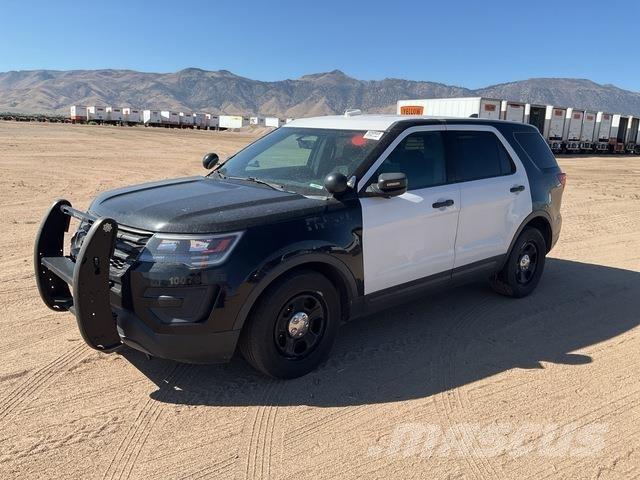 Ford Explorer PKWs
