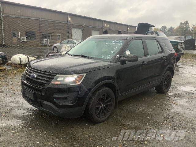 Ford Explorer PKWs