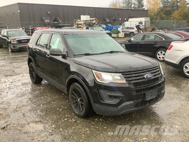 Ford Explorer PKWs