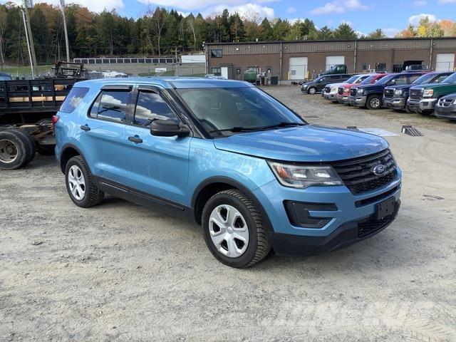 Ford Explorer PKWs