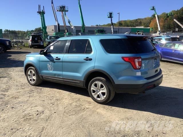 Ford Explorer PKWs