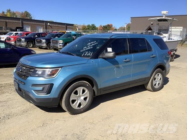 Ford Explorer PKWs