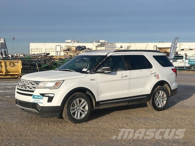 Ford Explorer PKWs