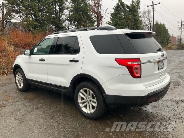 Ford Explorer PKWs