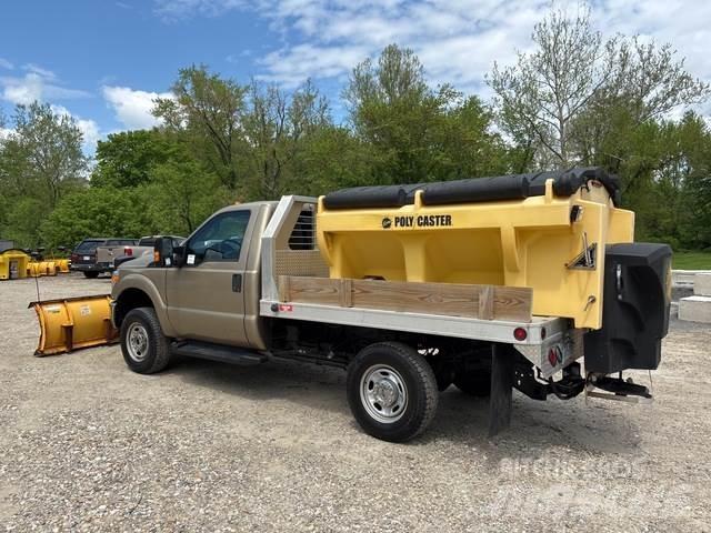 Ford F-250 Schneeschilde und -pflüge