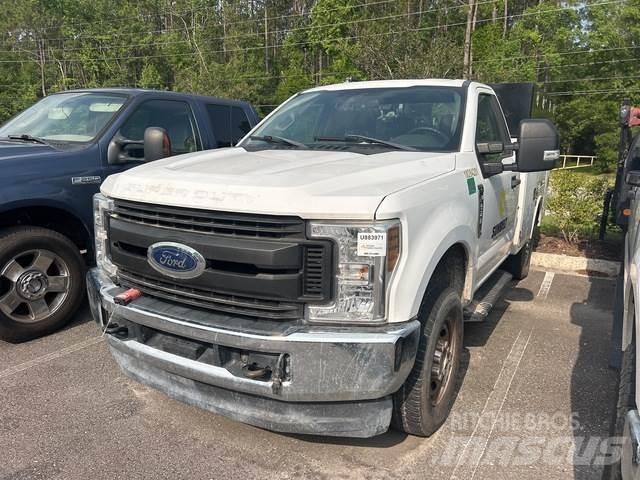 Ford F-250 Kommunal-Sonderfahrzeuge