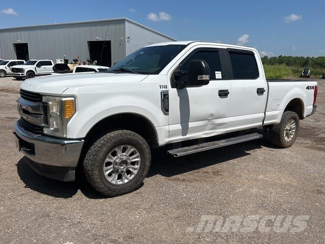 Ford F-250 Pickup/Pritschenwagen