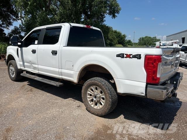 Ford F-250 Pickup/Pritschenwagen