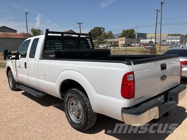 Ford F-250 Pickup/Pritschenwagen