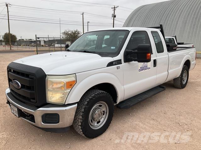 Ford F-250 Pickup/Pritschenwagen