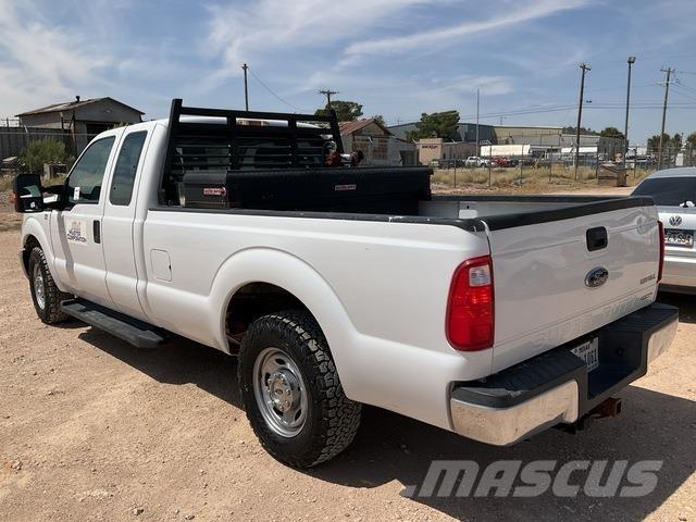 Ford F-250 Pickup/Pritschenwagen