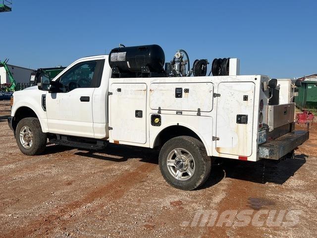 Ford F-250 Kommunal-Sonderfahrzeuge