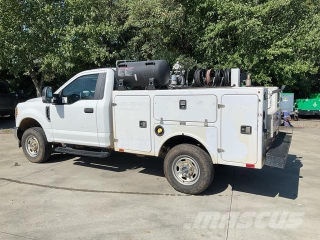 Ford F-250 Kommunal-Sonderfahrzeuge