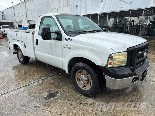 Ford F-250 Pickup/Pritschenwagen