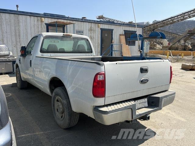 Ford F-250 Pickup/Pritschenwagen