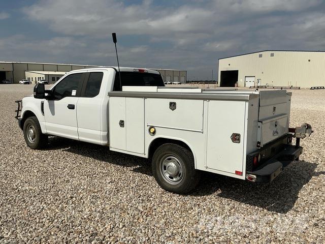 Ford F-250 Pickup/Pritschenwagen