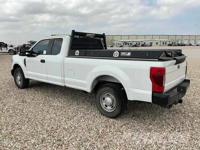 Ford F-250 Pickup/Pritschenwagen