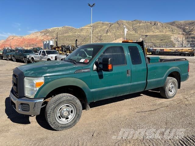 Ford F-250 Pickup/Pritschenwagen