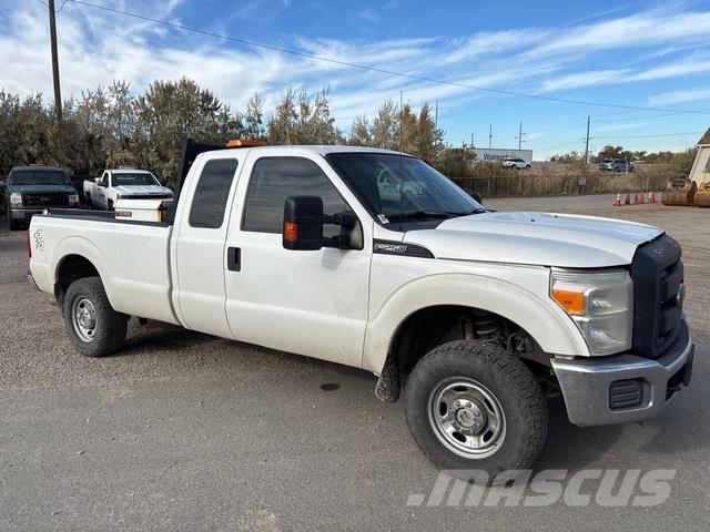 Ford F-250 Pickup/Pritschenwagen