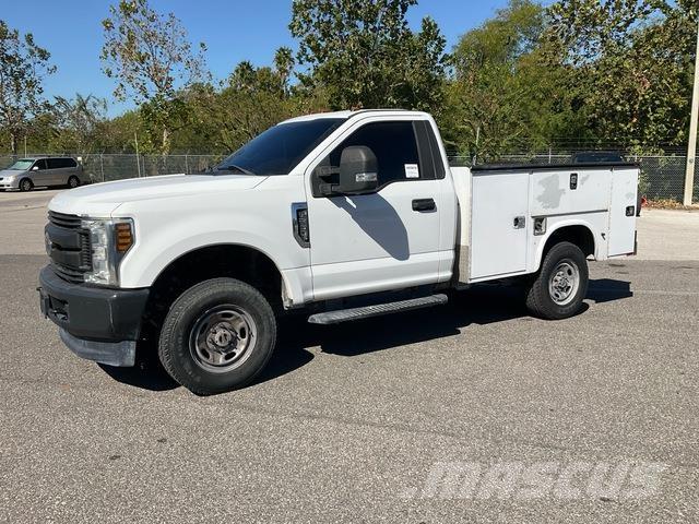 Ford F-250 Pickup/Pritschenwagen
