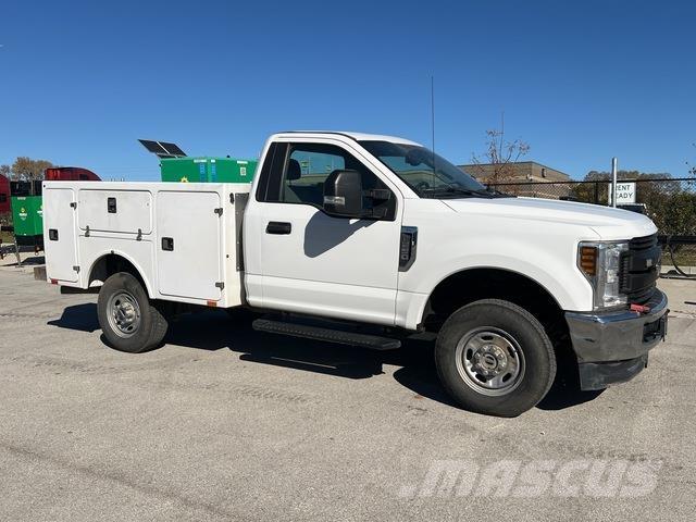 Ford F-250 Pickup/Pritschenwagen